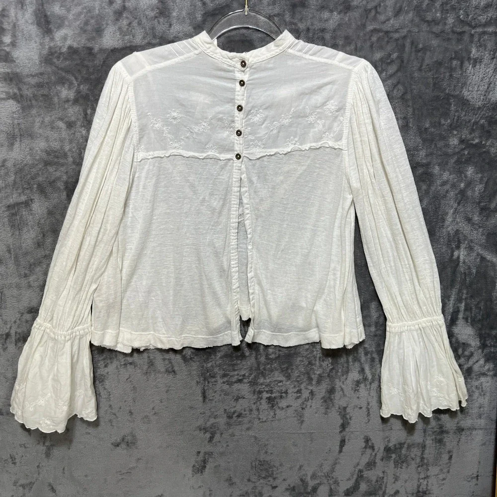 Free People Ivory Embroidered Lace Victorian‎ Bell Sleeve Blouse Mock Neck XS